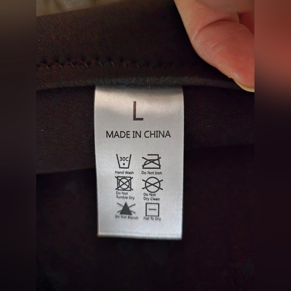 Om Gear Wetsuit 3mm, Size Large - Picture 9 of 9